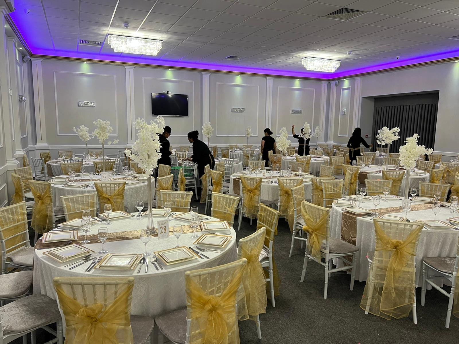 Saray celebration setting